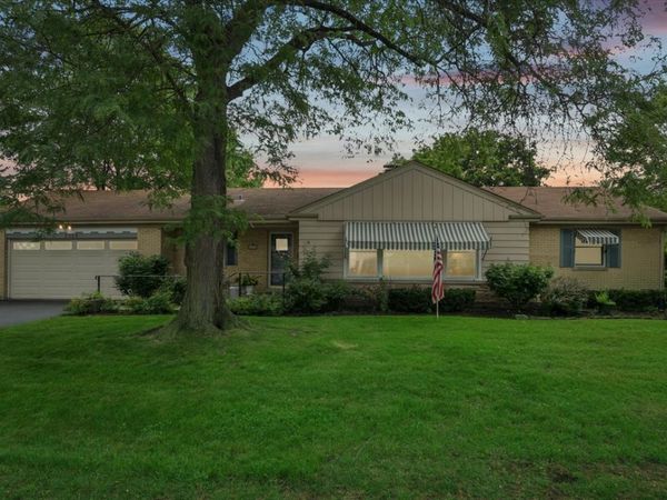 2324 Sumac Circle , Glenview, IL 60025