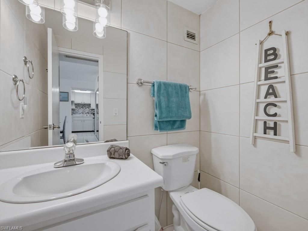 140 Seaview Ct, Unit 204S, Marco Island, FL 34145 Photo