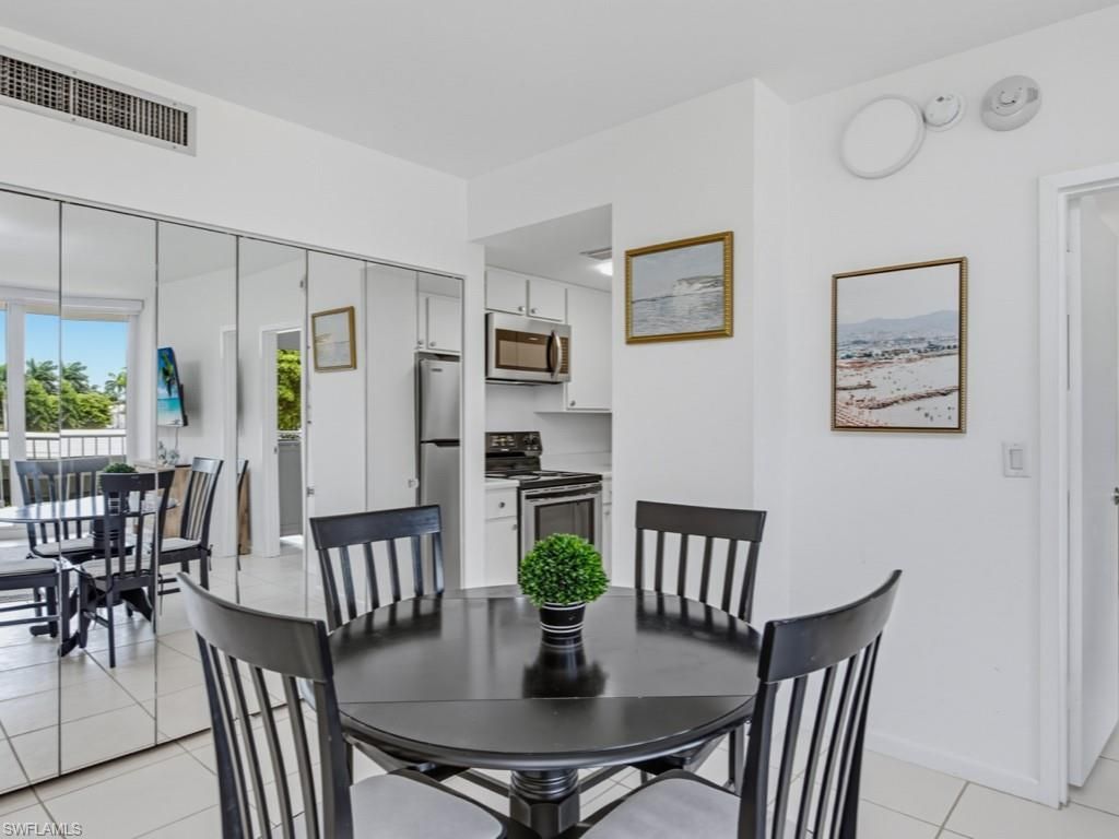 140 Seaview Ct, Unit 204S, Marco Island, FL 34145 Photo