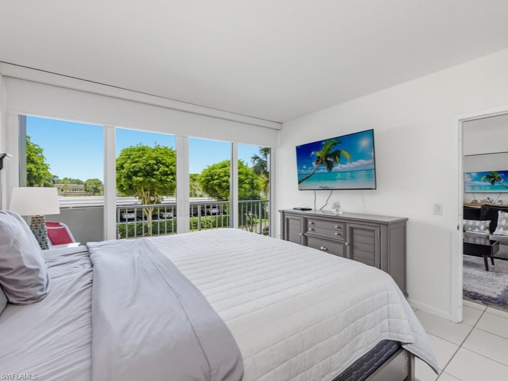 140 Seaview Ct, Unit 204S, Marco Island, FL 34145 Photo