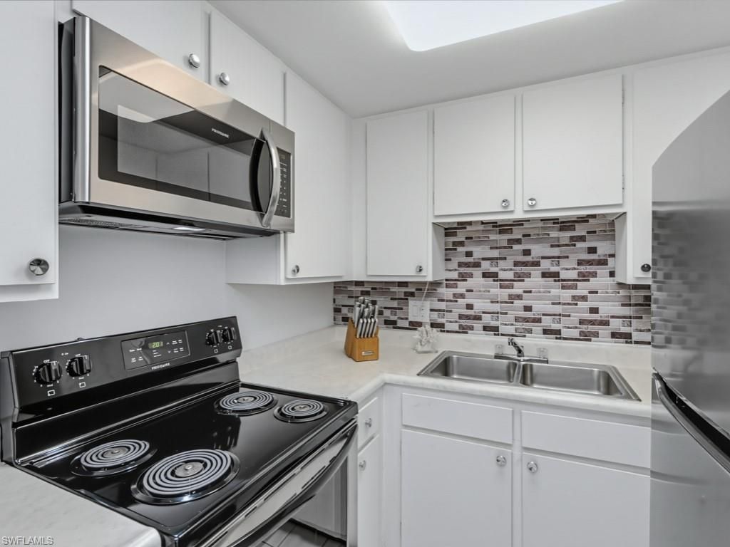 140 Seaview Ct, Unit 204S, Marco Island, FL 34145 Photo