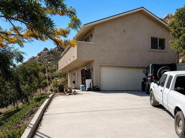 2182 Honey Springs Road , Jamul, CA 91935
