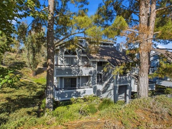 26901 Rainbow Glen Drive , Unit 643, Canyon Country, CA 91351