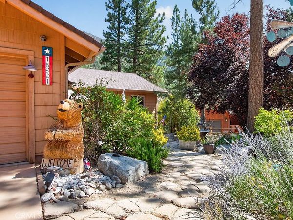 15901 Edgewood , Pine Mountain Club, CA 93222
