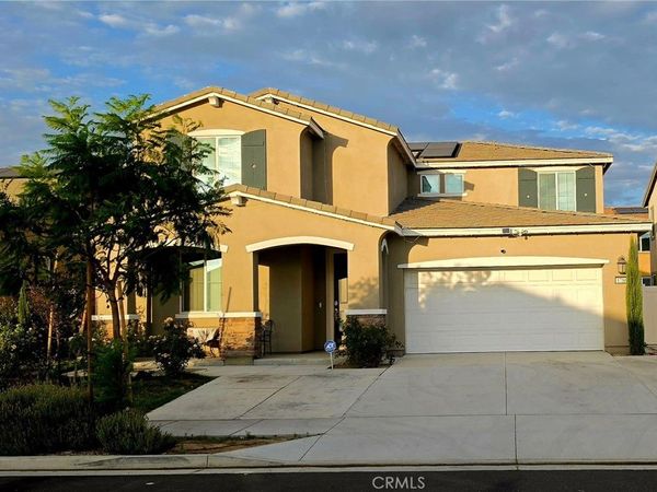 1786 Tapaderos , Hemet, CA 92545