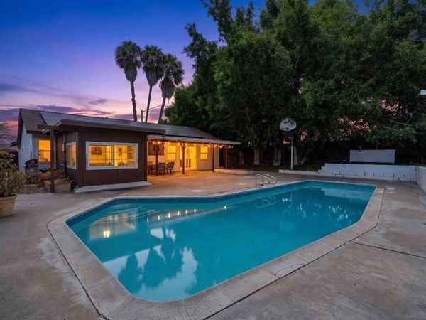 4191 Mount Everest Bl , San Diego, CA 92111