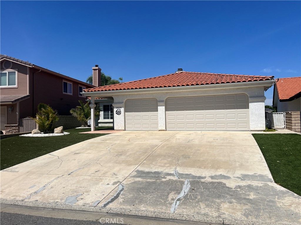 30579 Seahorse Circle , Canyon Lake, CA 92587 Main Photo