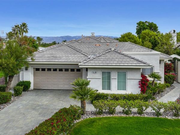 51350 Via Sorrento , La Quinta, CA 92253