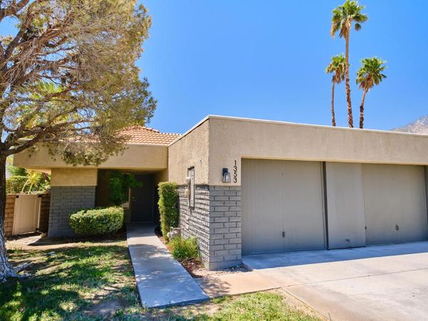 1353 Sunflower Circle N, Palm Springs, CA 92262
