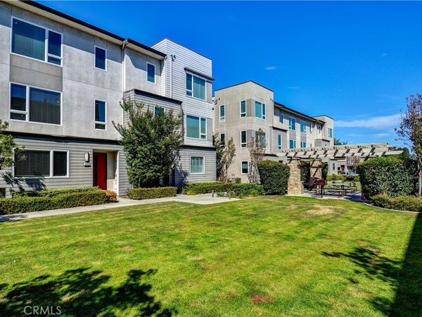 8008 Olive, Downey, CA 90241