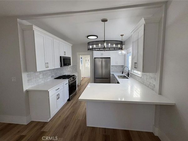 275 Orange N, Orange, CA 92866