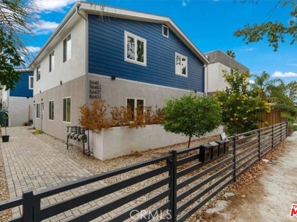 5643 Willowcrest Avenue , North Hollywood, CA 91601
