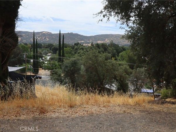 12871 Lakeview Drive , Clearlake Oaks, CA 95423