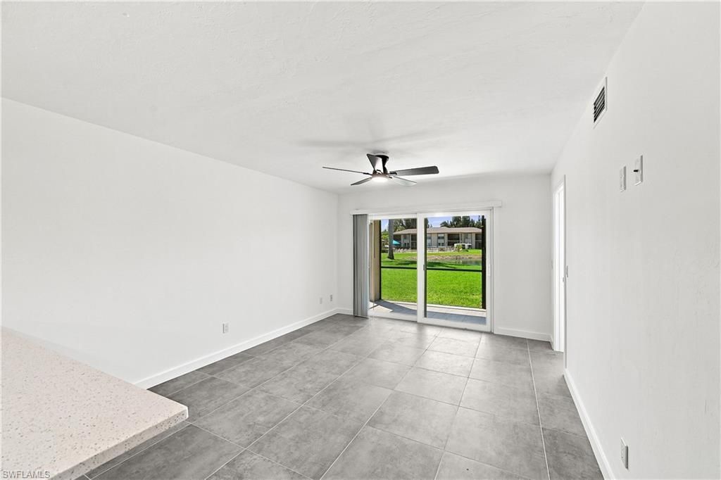 16881 Davis Rd, Unit 313, Fort Myers, FL 33908 Photo
