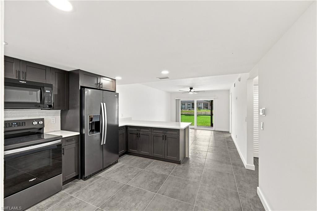 16881 Davis Rd, Unit 313, Fort Myers, FL 33908 Photo