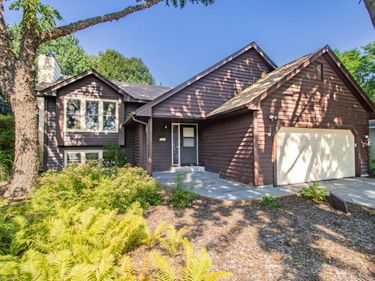 9820 Pierce Street NE, Blaine, MN 55434