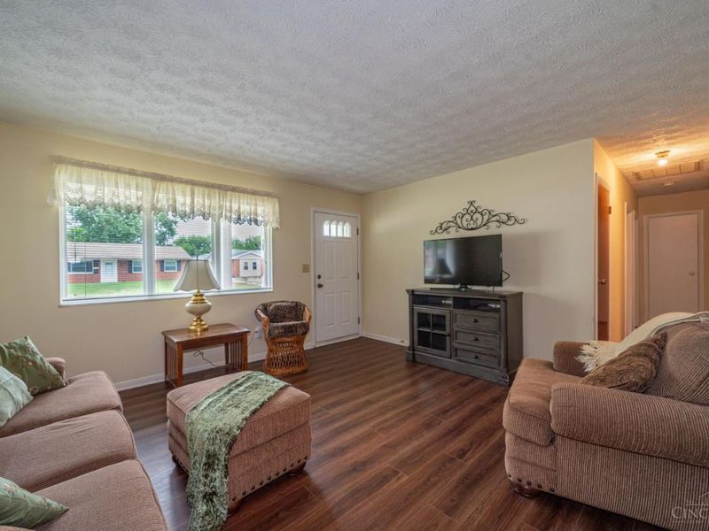2830 Wyoming Drive, Xenia, OH 45385 Photo 4