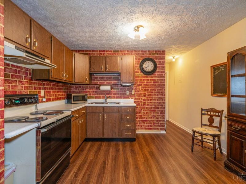 2830 Wyoming Drive, Xenia, OH 45385 Photo 9