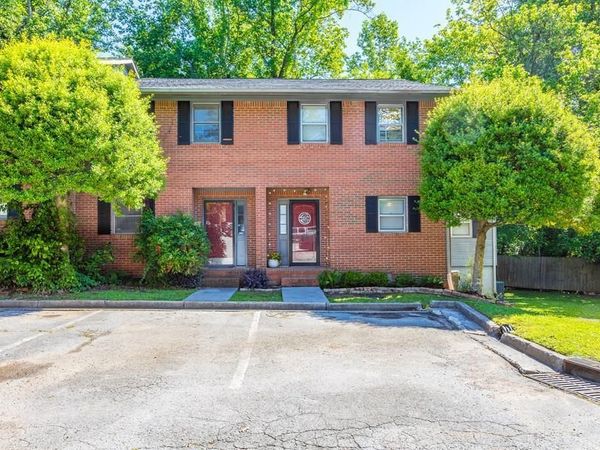 1900 Meadowbrook Circle, Dalton, GA 30720
