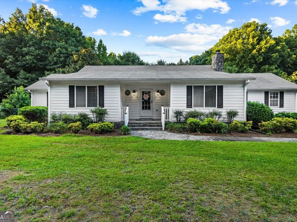 842 Twin Oaks Drive, Monroe, GA 30655