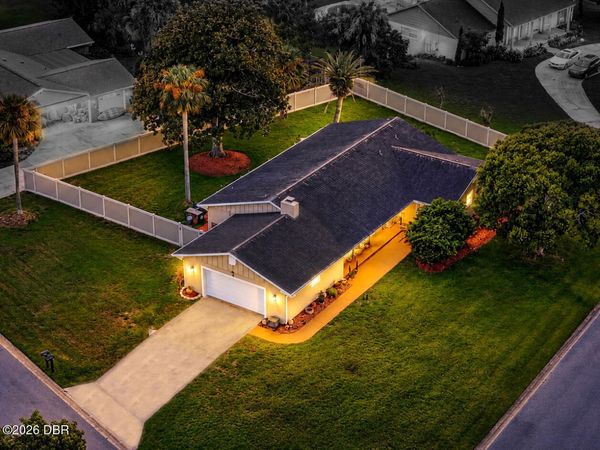 20 Twin River Drive, Ormond Beach, FL 32174