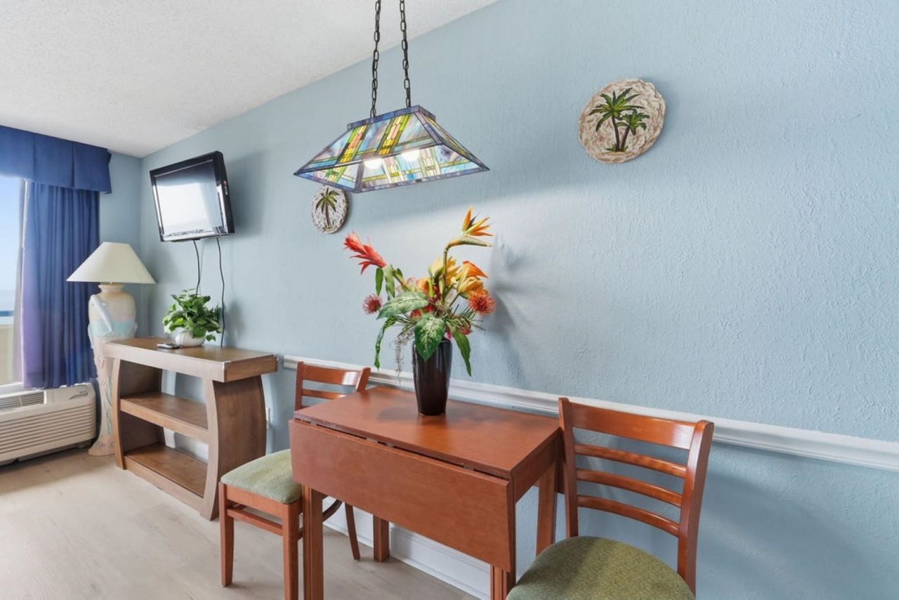 2301 N Ocean Blvd.  Photo 17