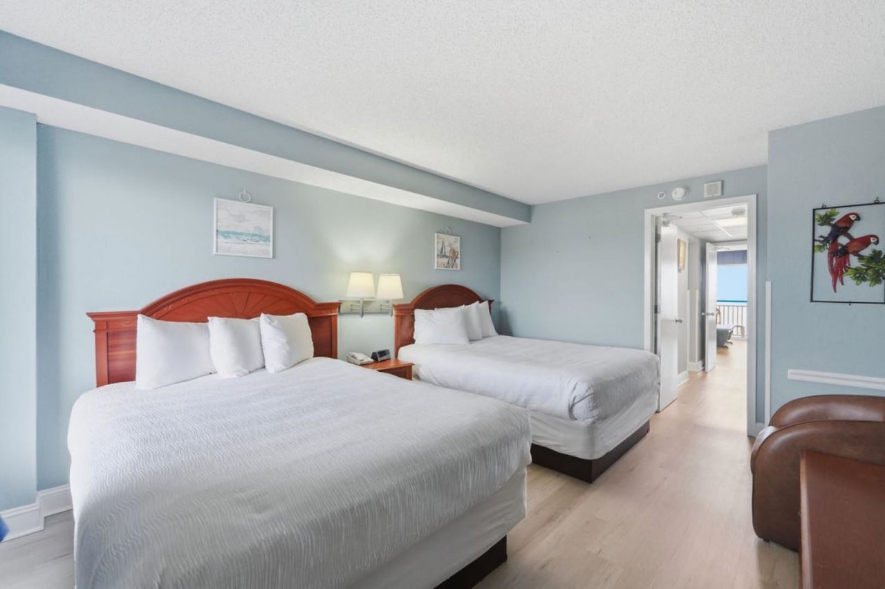 2301 N Ocean Blvd.  Photo 8