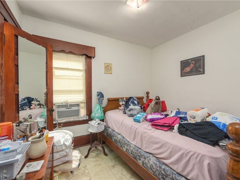 3097 Bradwell Avenue, Cleveland, OH 44109 Photo 25