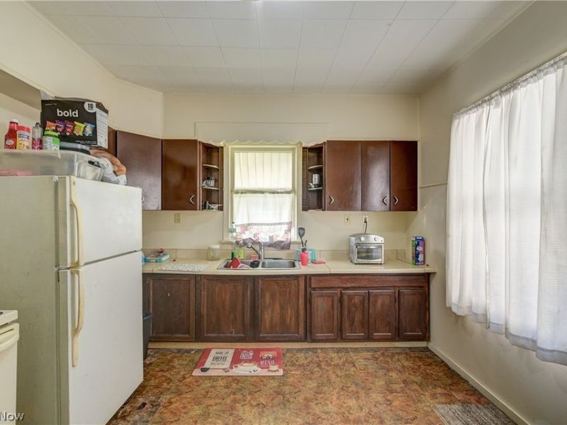 3097 Bradwell Avenue, Cleveland, OH 44109 Photo 41