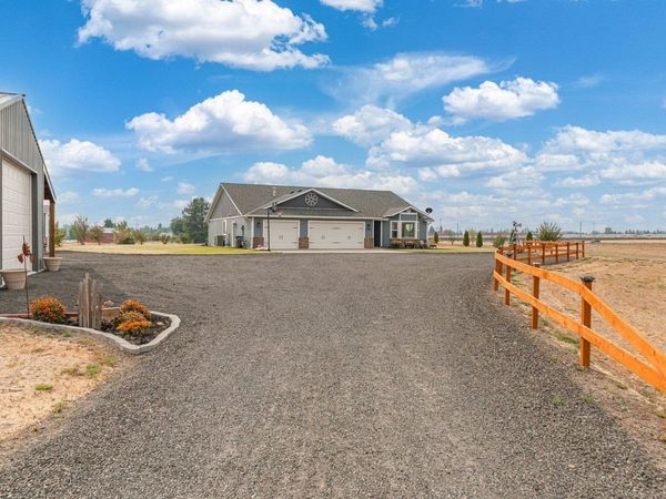 1009 S Bartholomew St, Medical Lake, WA 99022