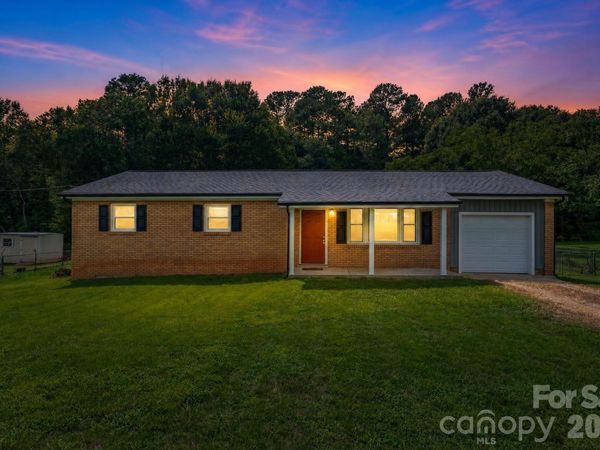3907 Little Mountain Road, Gastonia, NC 28056