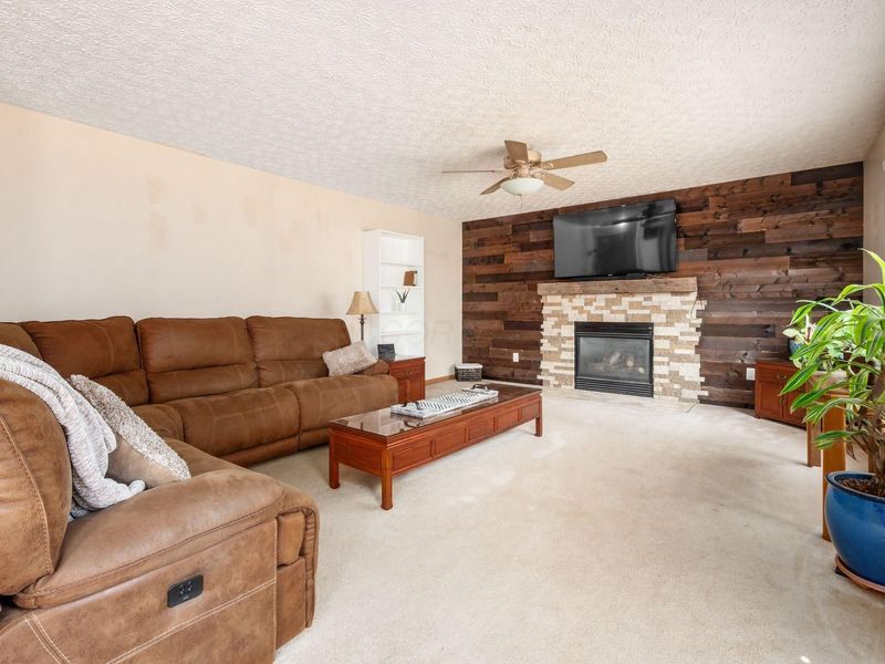 1360 Great Hunter Drive, Grove City, OH 43123 Photo 10