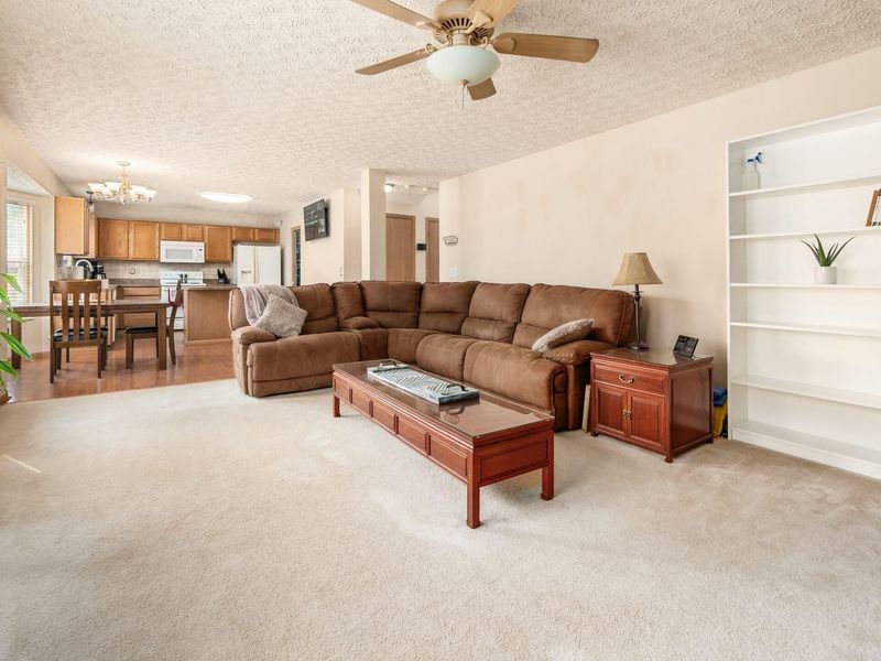 1360 Great Hunter Drive, Grove City, OH 43123 Photo 13