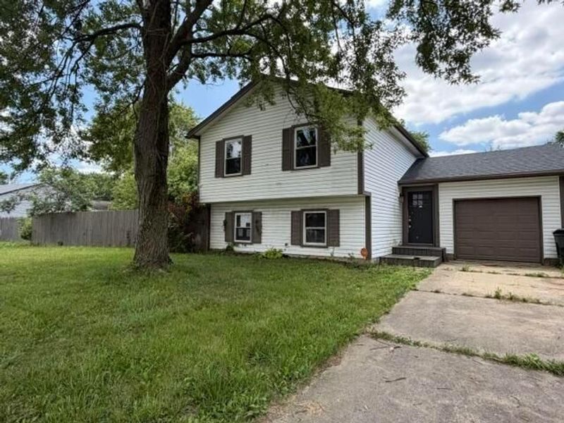 2555 Millview Drive , Columbus, OH 43207 Photo 2