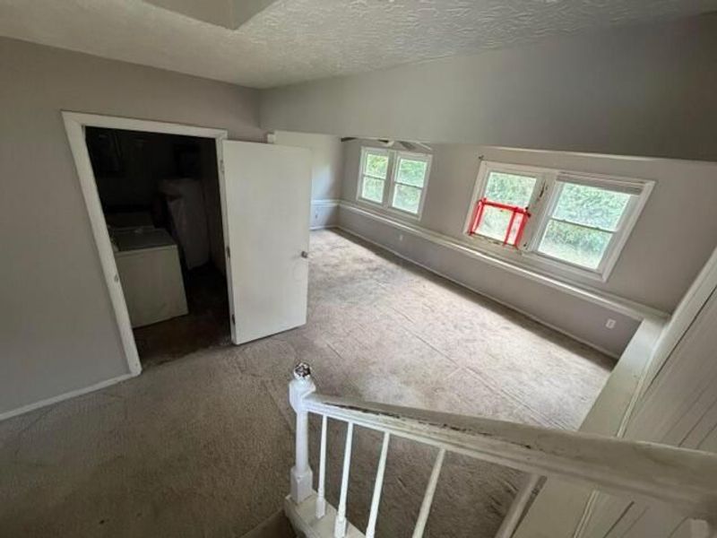 2555 Millview Drive , Columbus, OH 43207 Photo 3