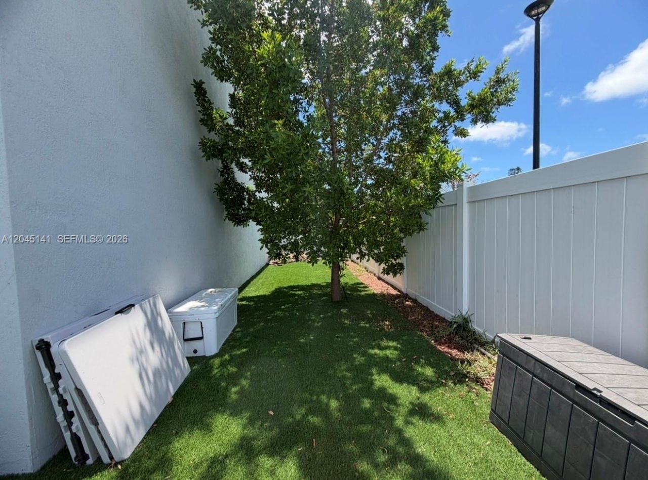 20476 NW 4th Ct , Unit 20476, Miami Gardens, FL 33169 Photo