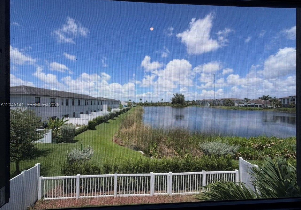 20476 NW 4th Ct , Unit 20476, Miami Gardens, FL 33169 Photo