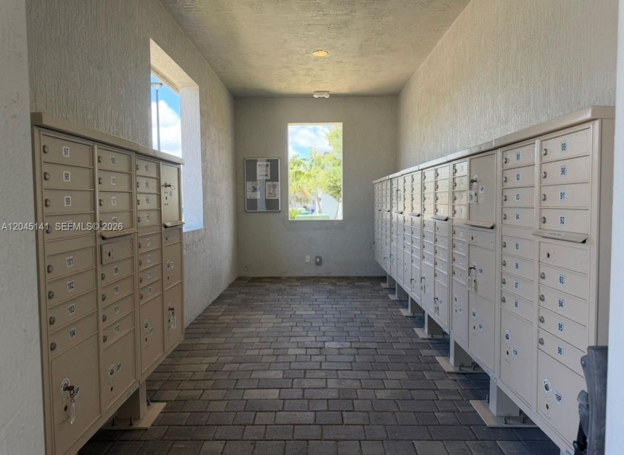 20476 NW 4th Ct , Unit 20476, Miami Gardens, FL 33169 Photo