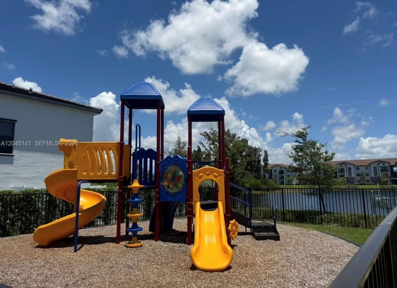 20476 NW 4th Ct , Unit 20476, Miami Gardens, FL 33169 Photo