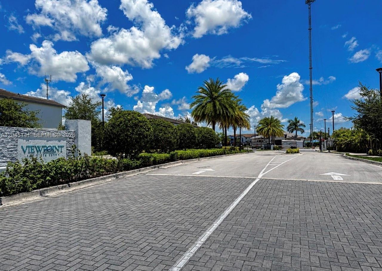 20476 NW 4th Ct , Unit 20476, Miami Gardens, FL 33169 Photo
