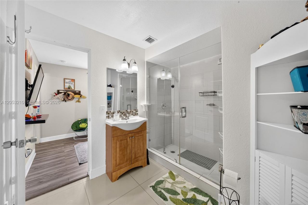 10141 SW 46th St, Miami, FL 33165 Photo