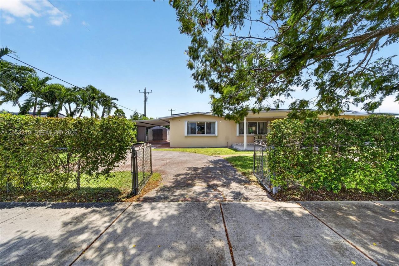 10141 SW 46th St, Miami, FL 33165 Photo