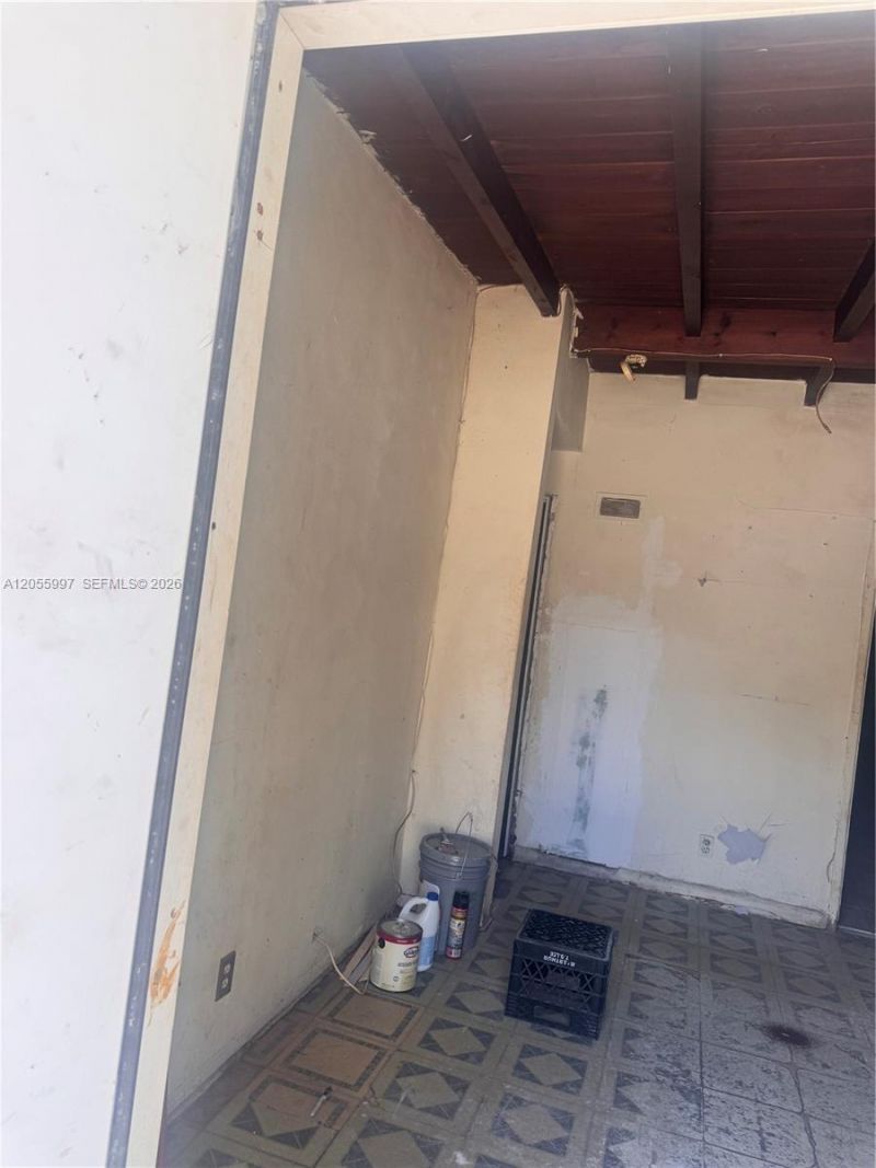 2845 NW 8th St, Fort Lauderdale, FL 33311 Photo