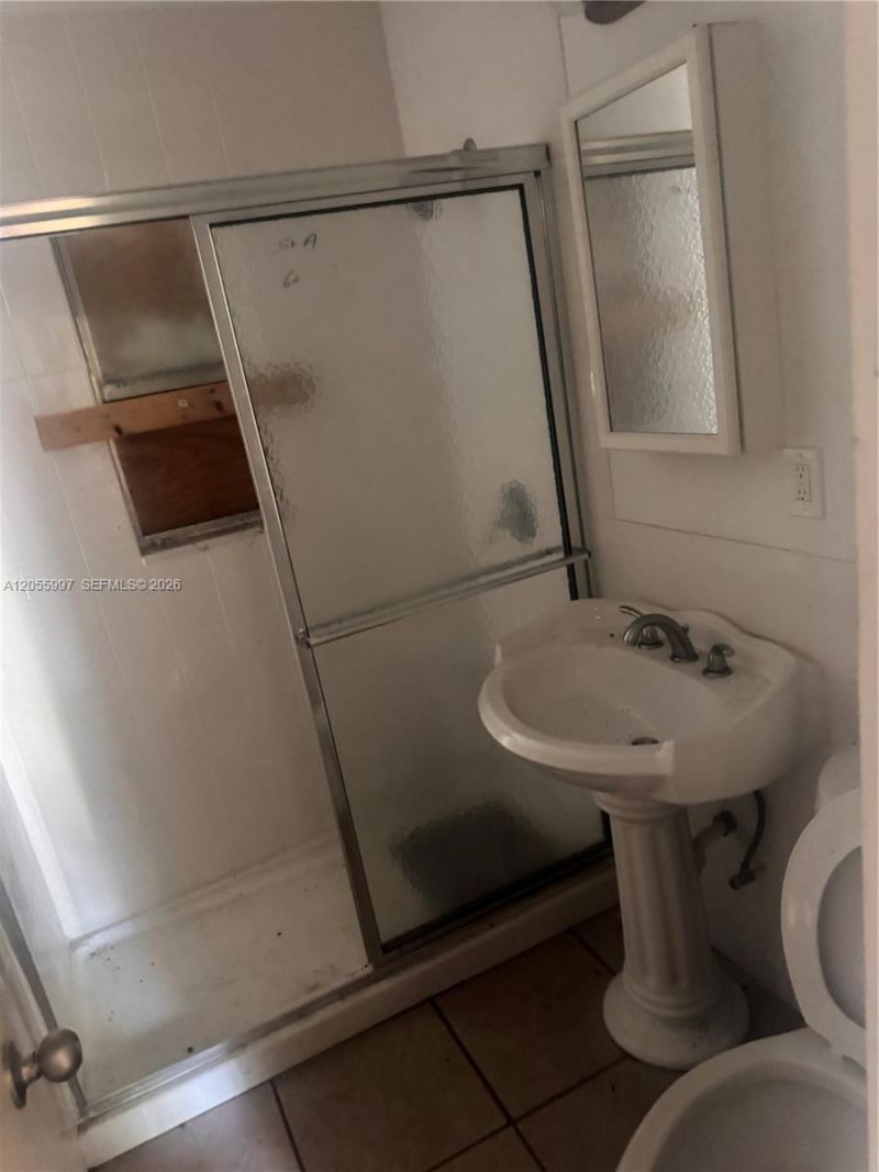 2845 NW 8th St, Fort Lauderdale, FL 33311 Photo