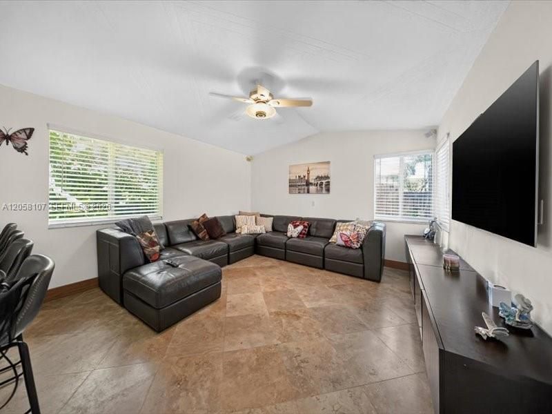 8514 SW 209th Ln, Cutler Bay, FL 33189 Photo