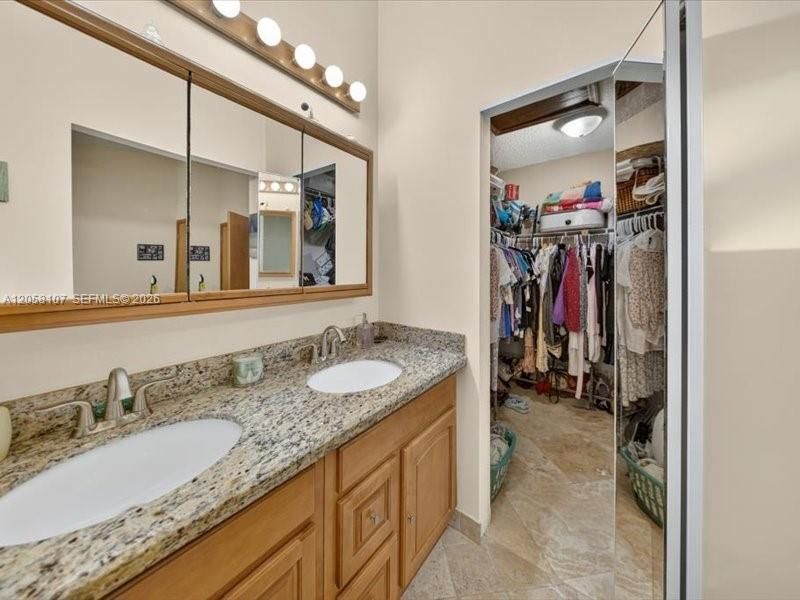 8514 SW 209th Ln, Cutler Bay, FL 33189 Photo