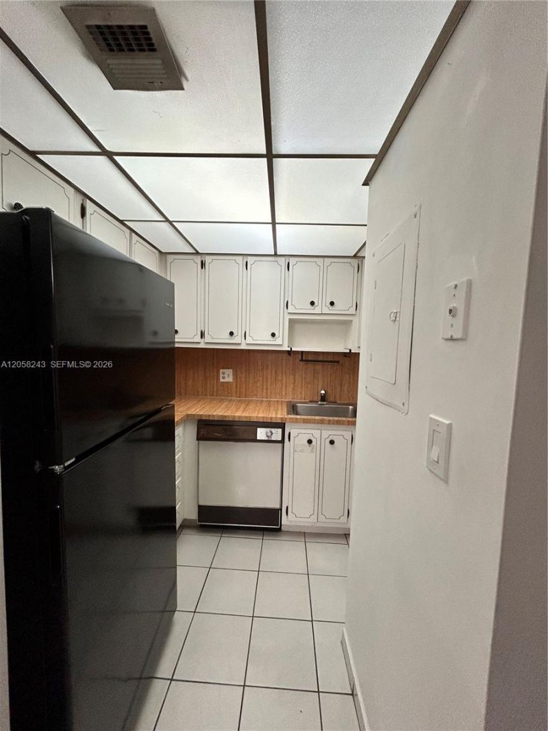 300 NW 42nd Ave, Unit 109, Miami, FL 33126 Photo