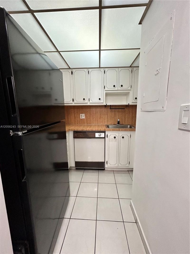 300 NW 42nd Ave, Unit 109, Miami, FL 33126 Photo