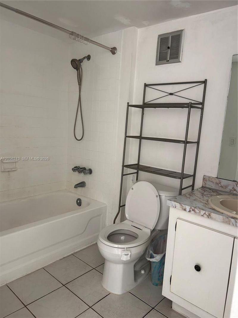 300 NW 42nd Ave, Unit 109, Miami, FL 33126 Photo