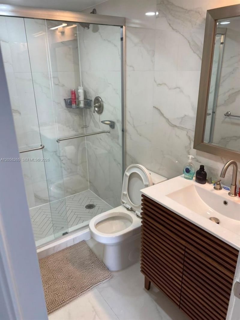 150 Ocean Lane Dr , Unit 8B, Key Biscayne, FL 33149 Photo